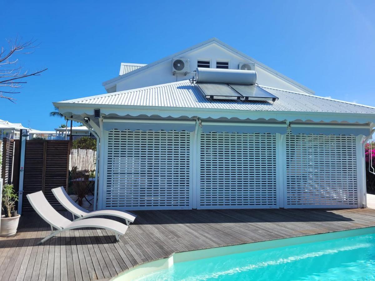 Villa Ste Marthe Avec Piscine, Grande Terrasse, Jardin Intime Et Citerne D'Eau Сен Франсоа Екстериор снимка